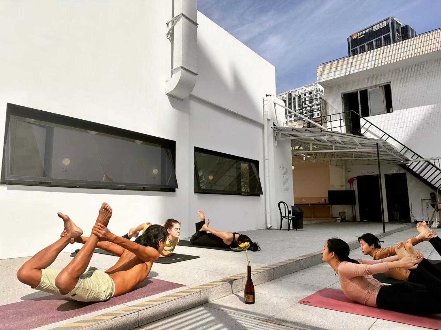 Hi Cozy International Youth Hostel East Nanjing Road & The Bund - Free Gym Shanghai Exterior photo